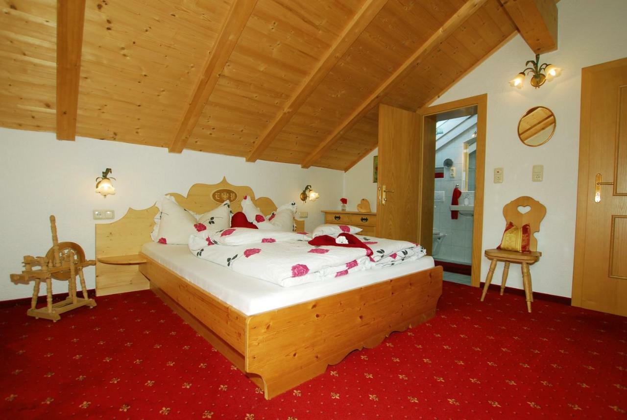 Haus Tasser Mayrhofen Exteriör bild